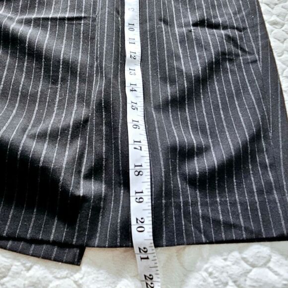 Michael Kors office skirt pinstripe black medium - Picture 2 of 6